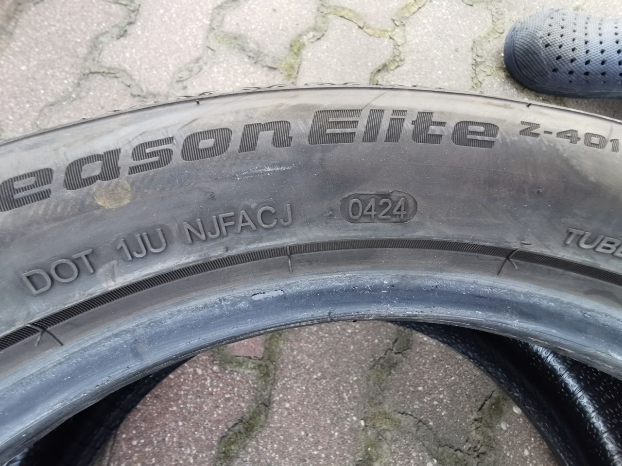 Opony całoroczne wielosezonowe 245/45 R17 Goodride All Season Elite
Al