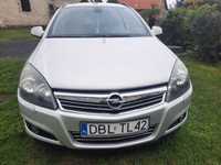 Opel Astra 2010r