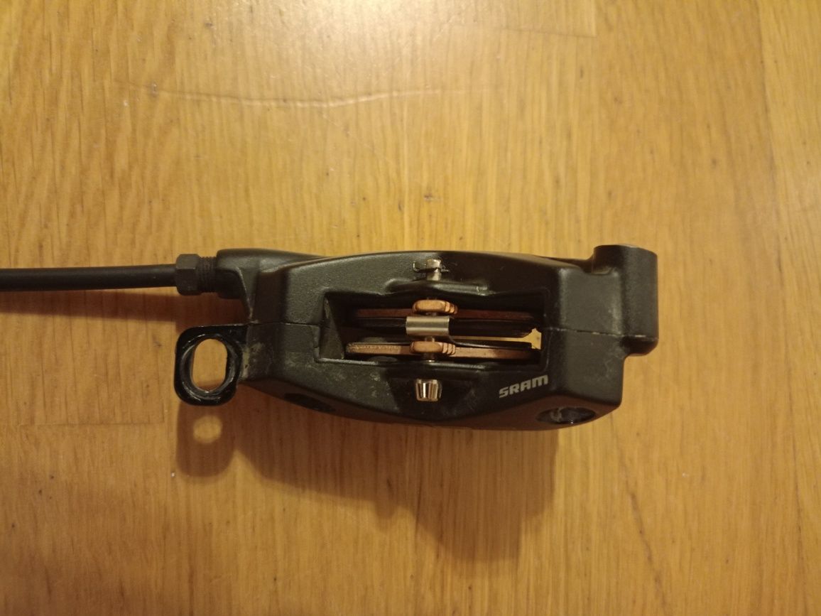 Hamulce SRAM DB8