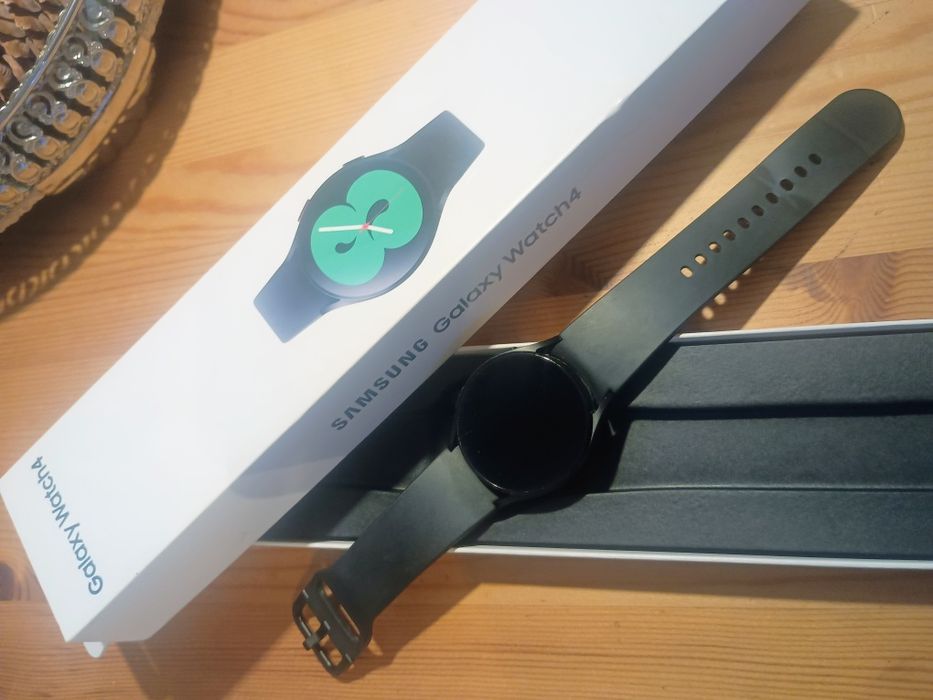 Samsung Galaxy Watch 4 jak nowy!