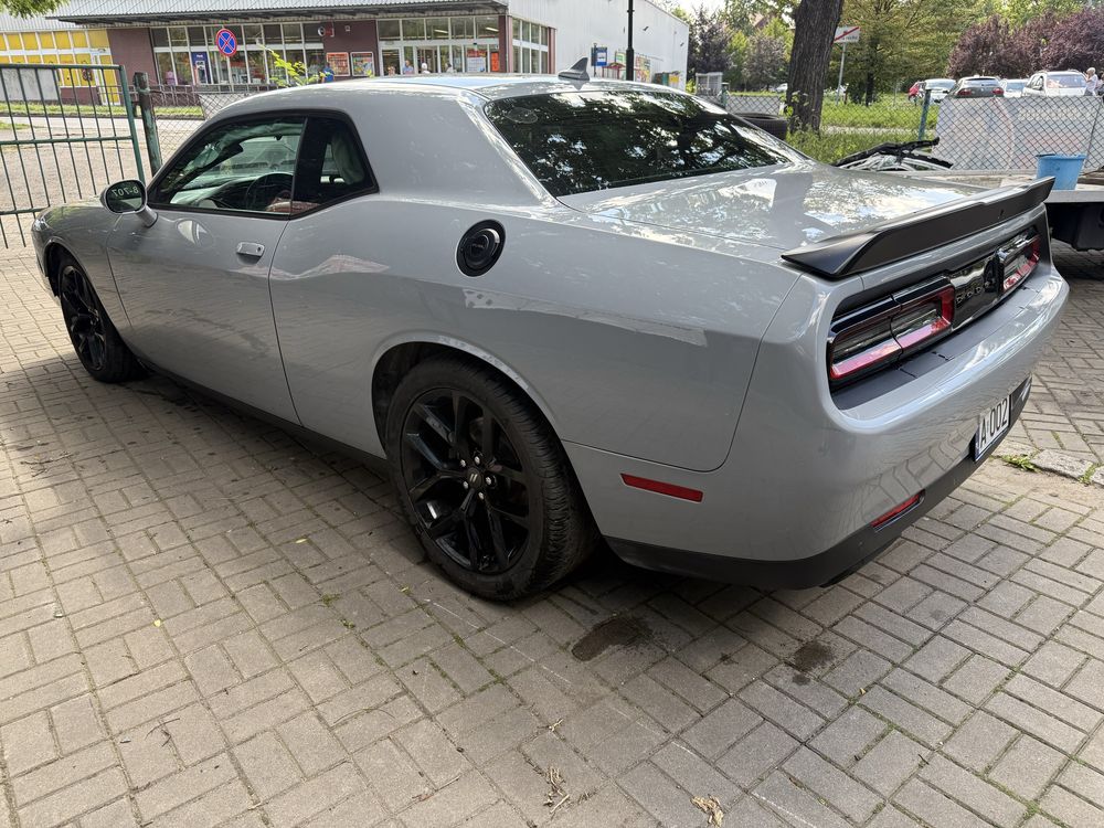 Dodge Challenger 5.7hemi 2021r  zarejestrowany w Polsce
