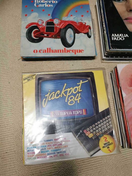 lote  de 150 discos de vinil varios