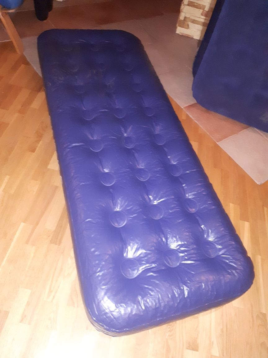 Materac dmuchany