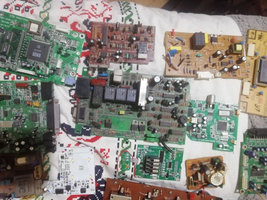 Плати платы сучасні 1 лотом