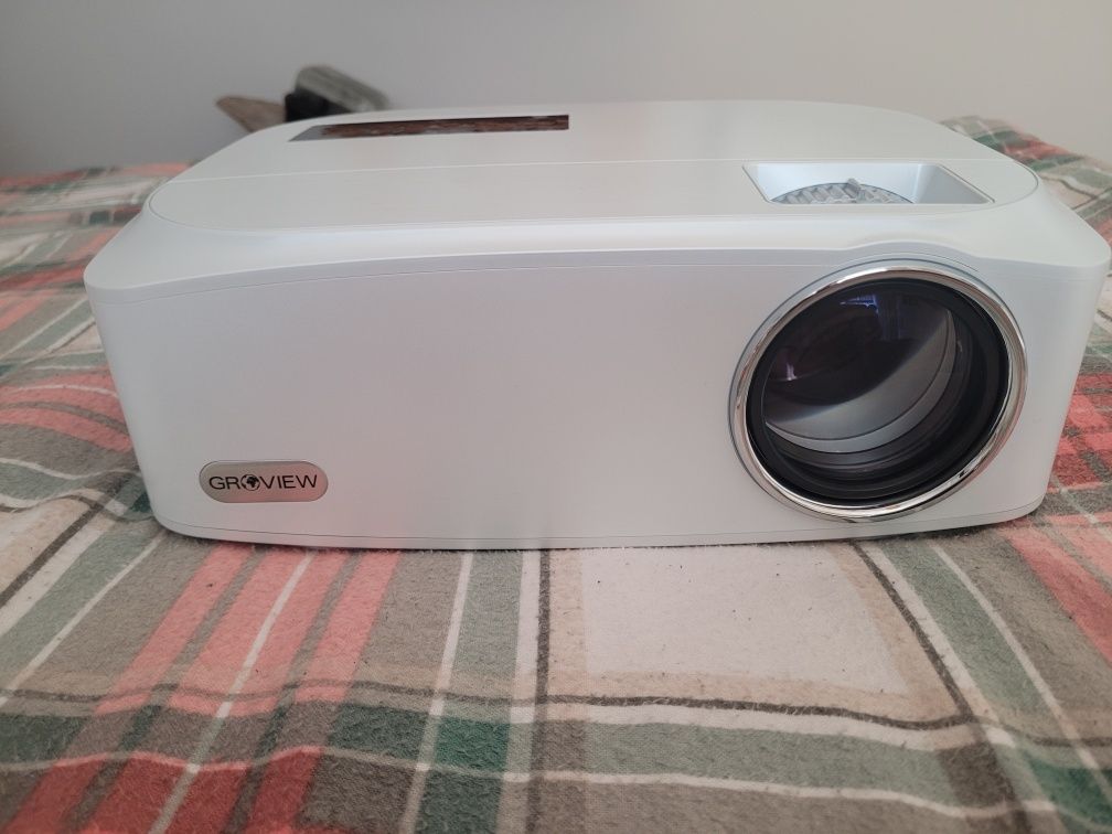 Sprzedam projektor wifi Groview BL-89