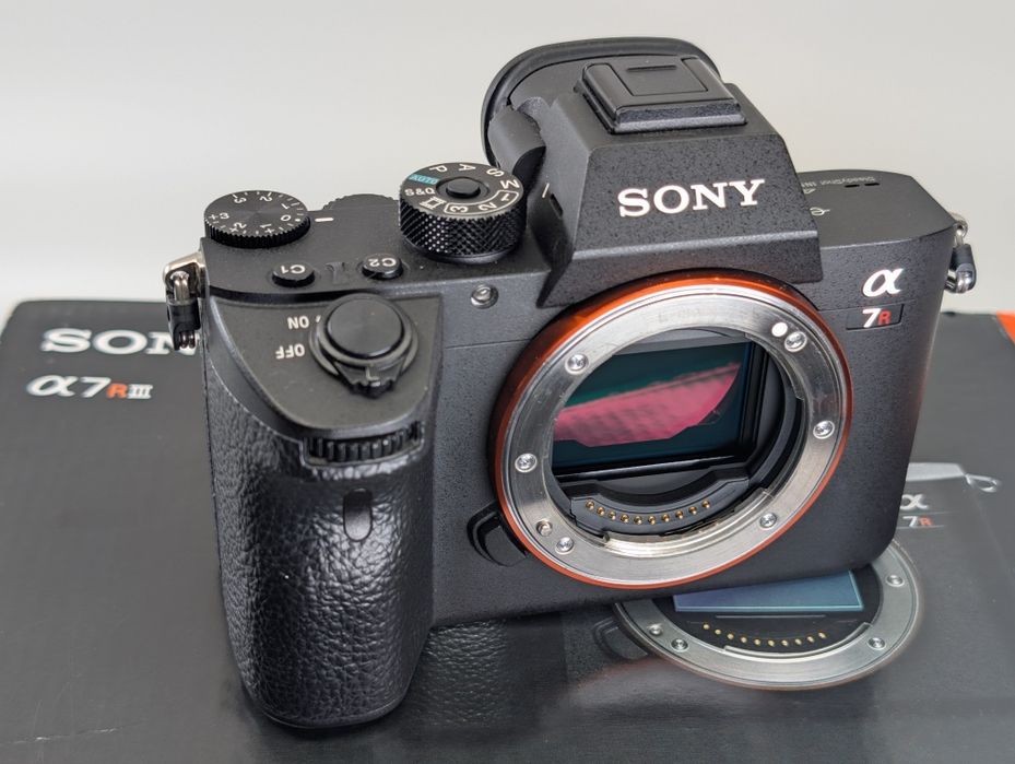 Camera Sony A7riiiA