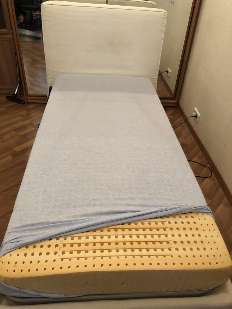 Кровать  с эл. приводом.