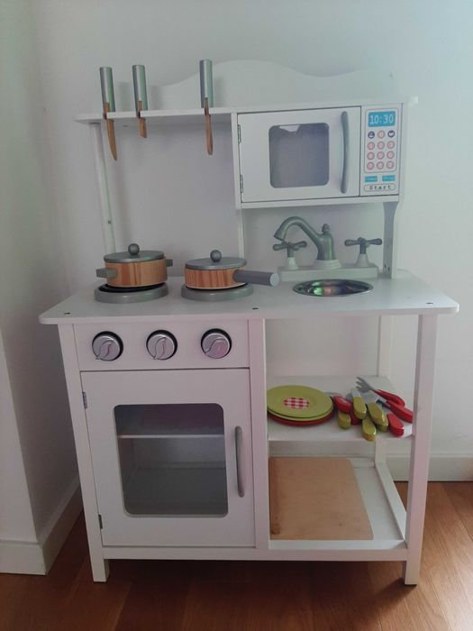 Kuchenka drewniana dla dzieci