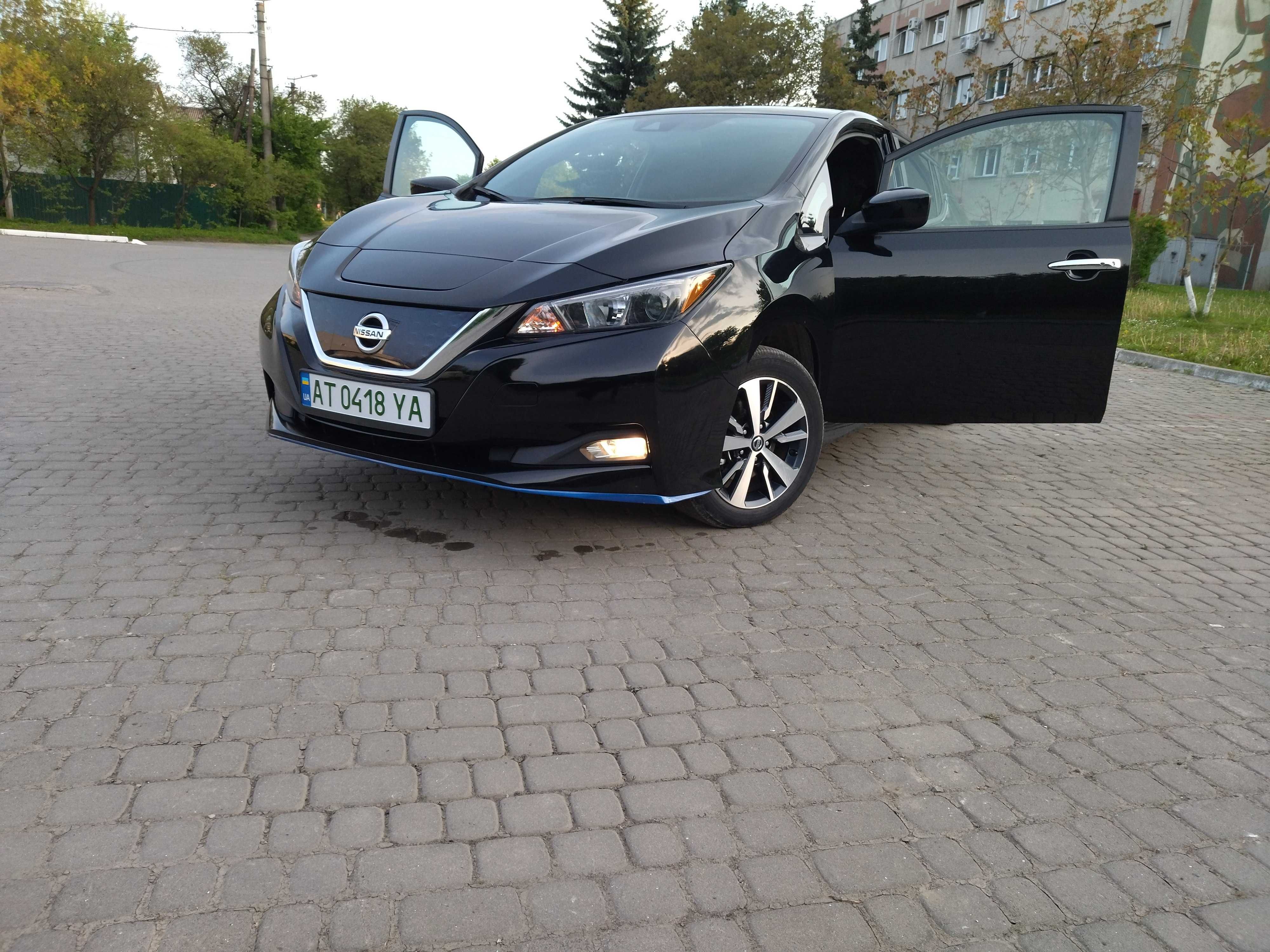 Терміново! Nissan Leaf 2 PLUS (не бита) на 64кВт (62kWh) 2020 р.