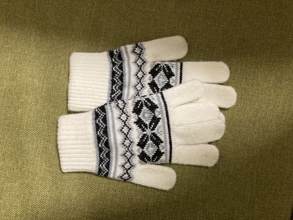 Теплі рукавиці в‘язані