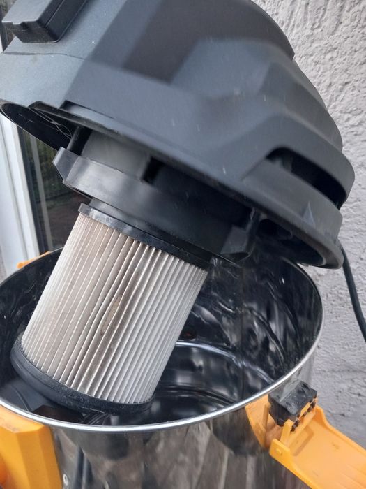 Odkurzacz Titan  1500 W