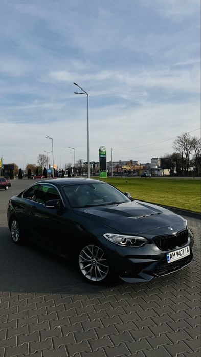 BMW 228i в дуже гарному стані.