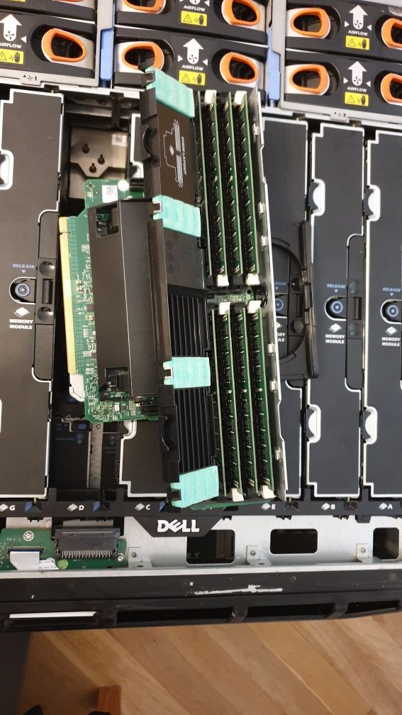 Serwer Dell R910 2x E7540, 128GB