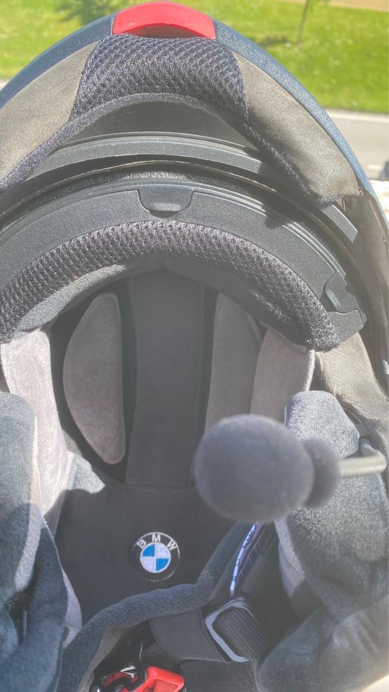 Capacete BMW com intercomunicador