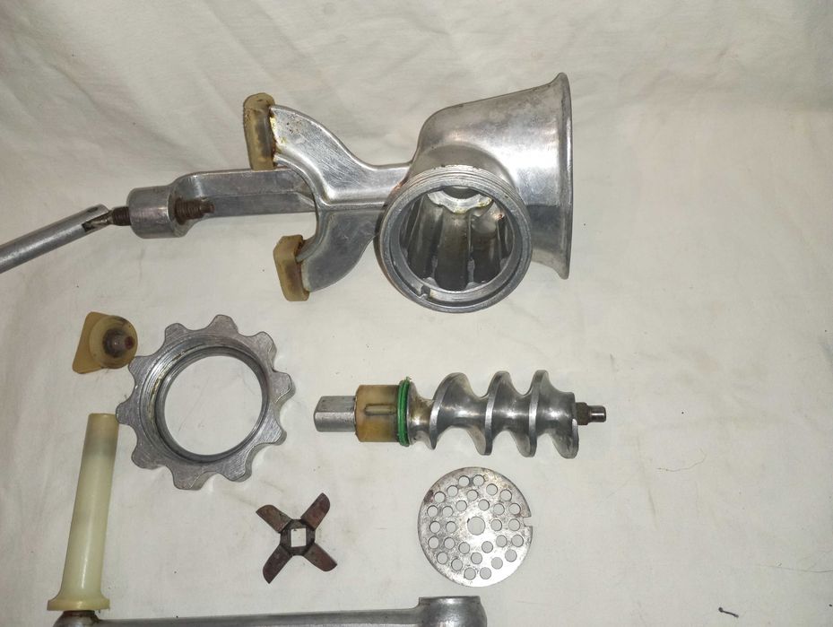 Мясорубка ручная пресс для чеснока насадка колбасы соковыжималка набор