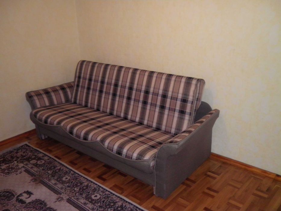 аренда КВАРТИРА-комнаты раздельные-3 лоджии-п.Котовского-возм.торг.