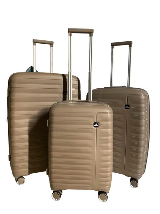 Валіза ( чемодан ) на колесах Madisson 51203