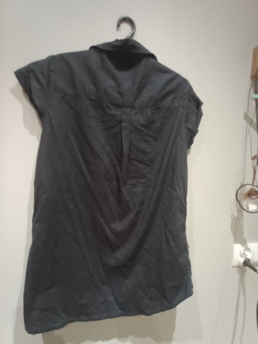 Czarna bluzka bawełniana