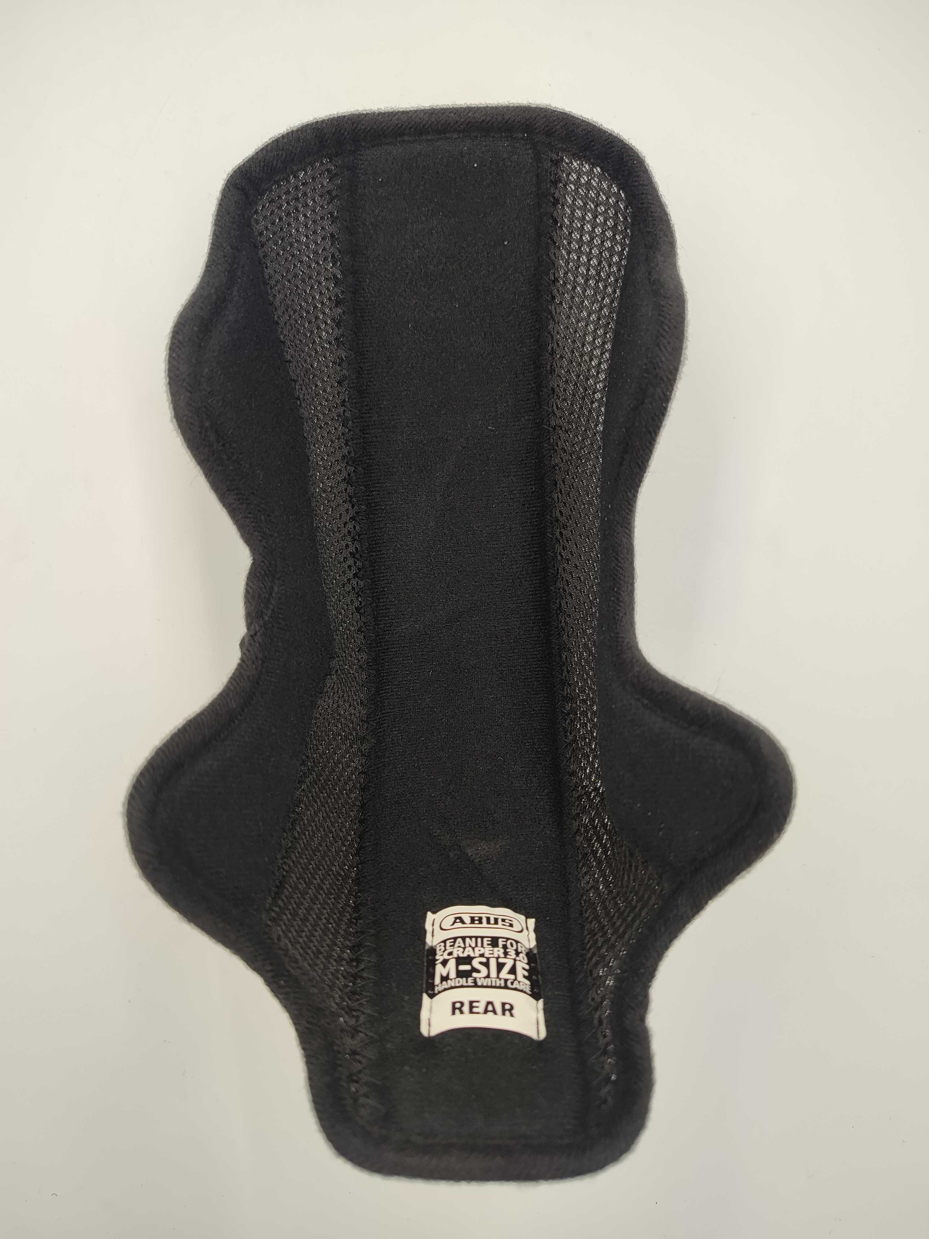 ABUS Scraper 3.0 WinterKit Zestaw do kasku - nauszniki + czapka r. M