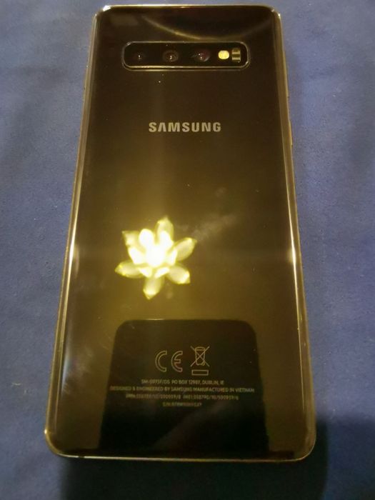 Samsung s10 8/128