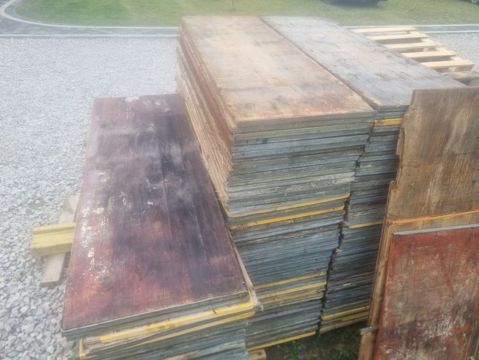 Plyty szalunkowe 150x50 - odpadowe
