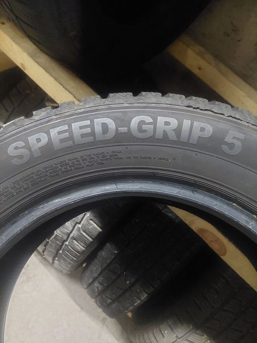 Пара зимової гуми зима зимня Semperit R16 205 60