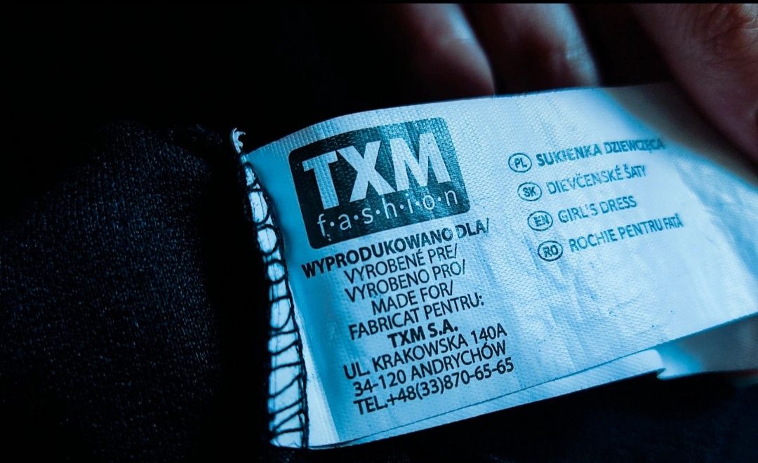 Czarna obcisła sukienka odkryte plecy ciepła TXM XS S 164