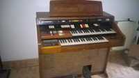 Organy Hammond 126JM2 z Leslie