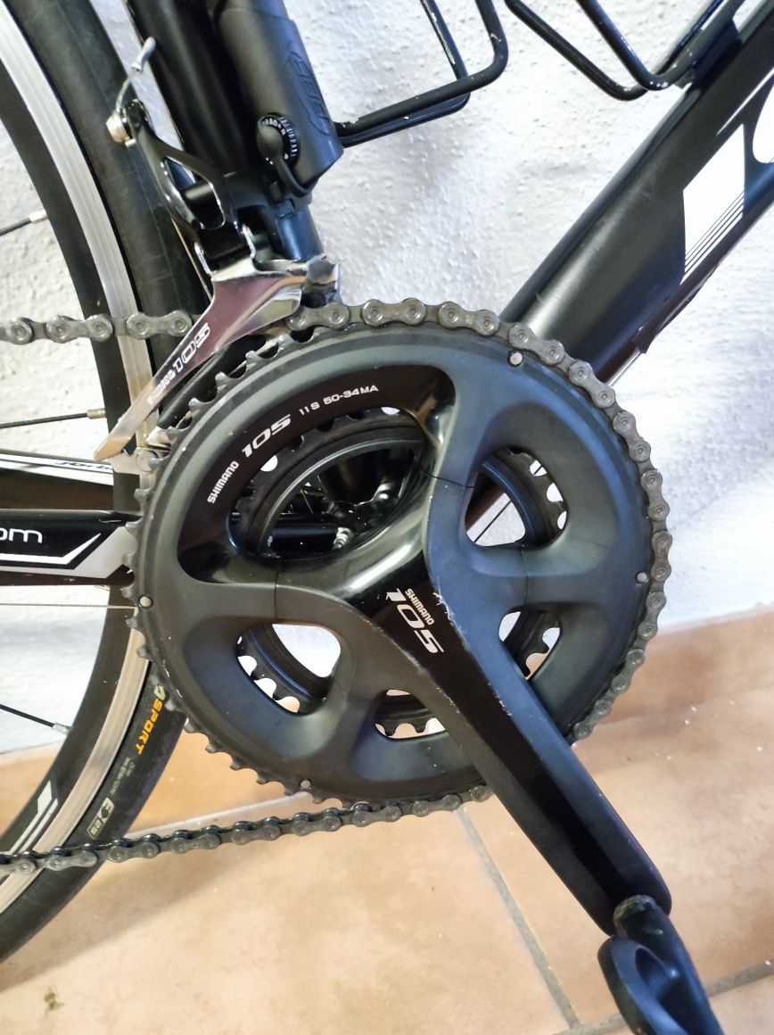 Jorbi Champion 6 Alu Shimano 105 (2×12)