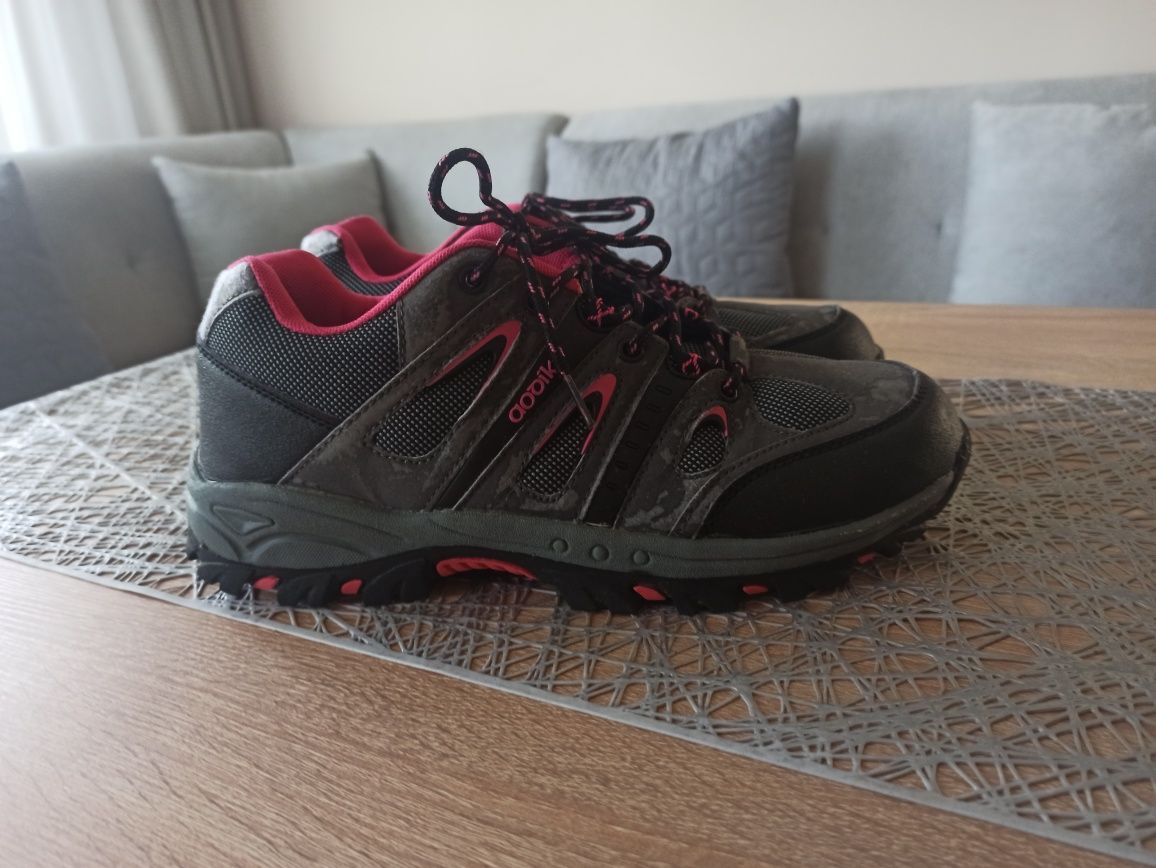 Buty sportowe trekkingowe damskie rozm. 41