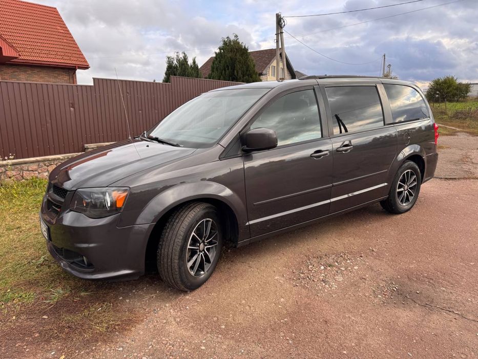 Продам авто Dodge Caravan GT 2017 року