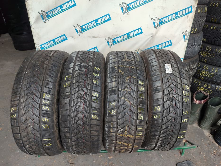 Шини dunlop 235 55 r19 зимові 23-й рік