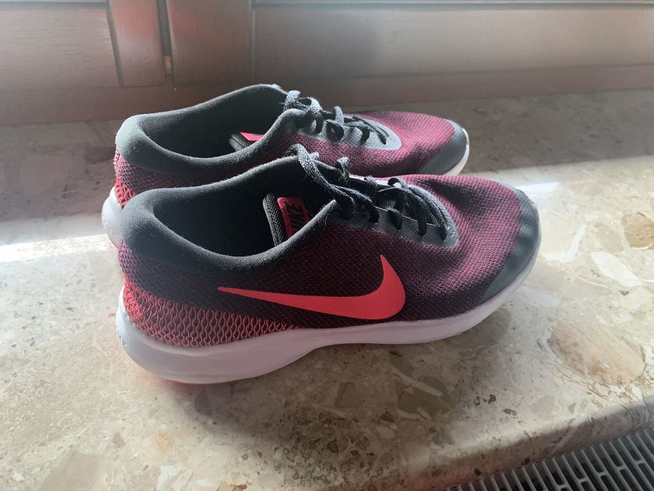 Buty Nike rózowo-czarne