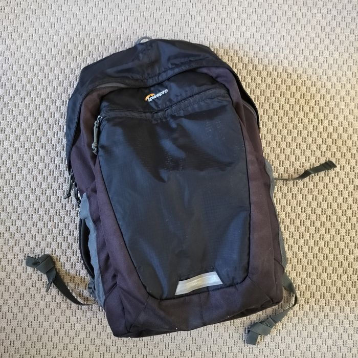 Mochila Lowepro Photo Hatchback BP 250 AW II