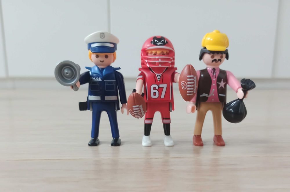 Figurki Playmobil zestaw 3 sztuk - policjant i dwóch innych :)