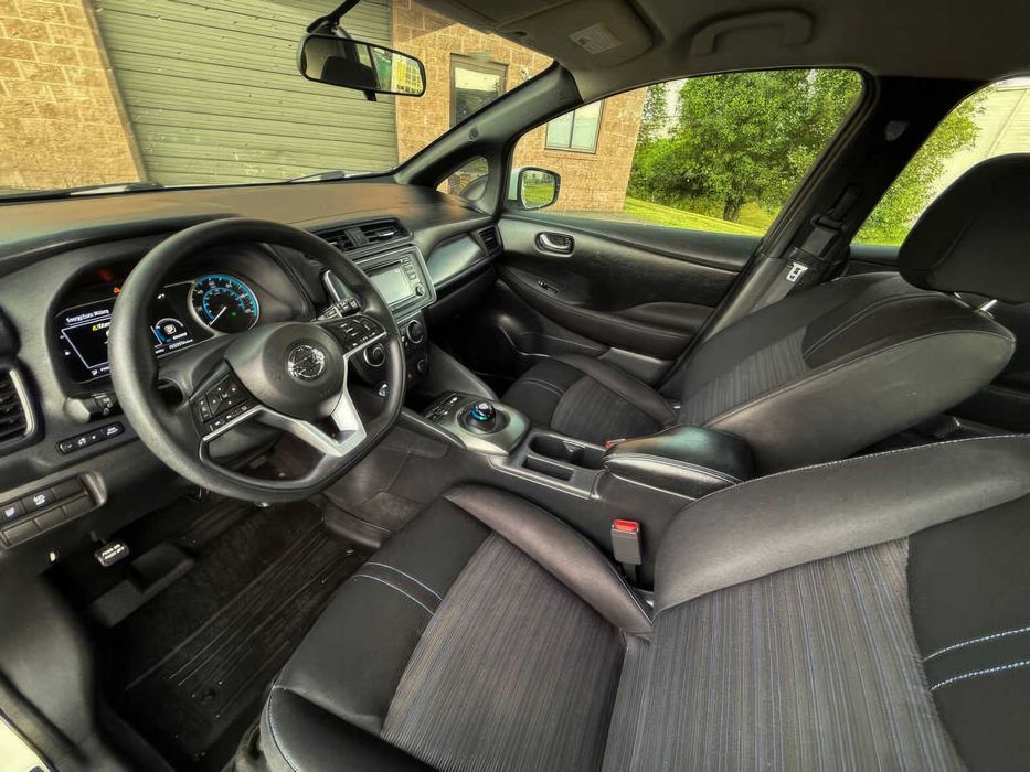 Nissan LEAF S      2018