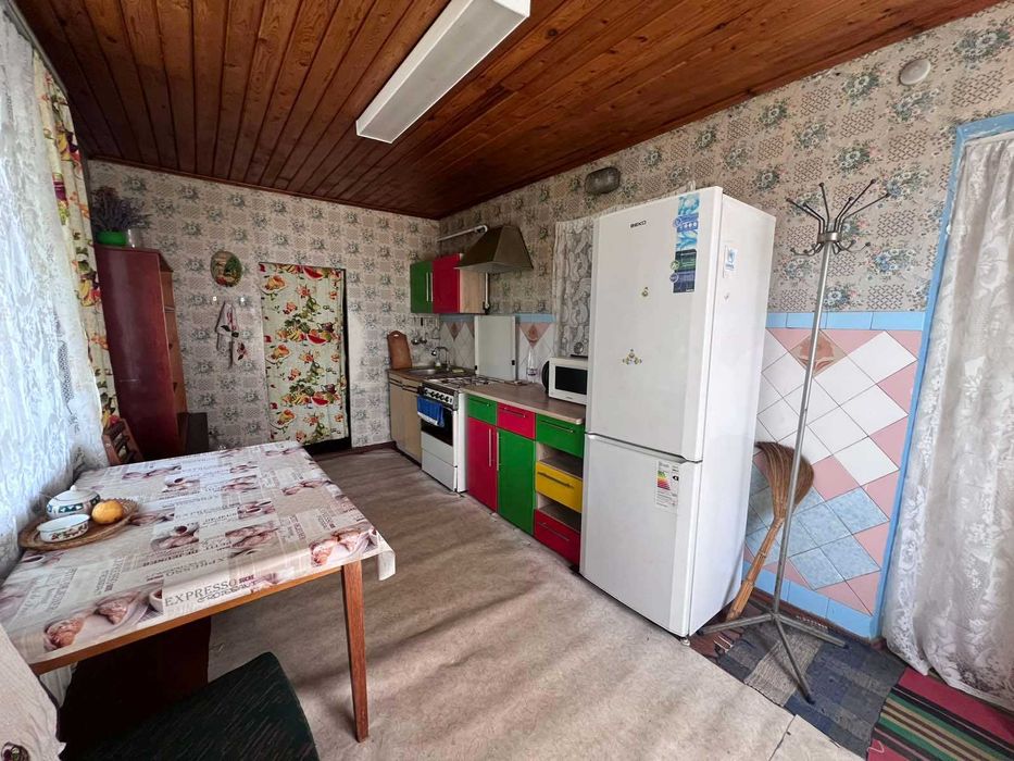 Продаж затишного будинку в Дубовому з великою ділянкою та садом!