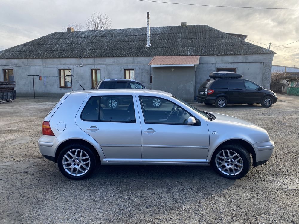 Volkswagen Golf 4