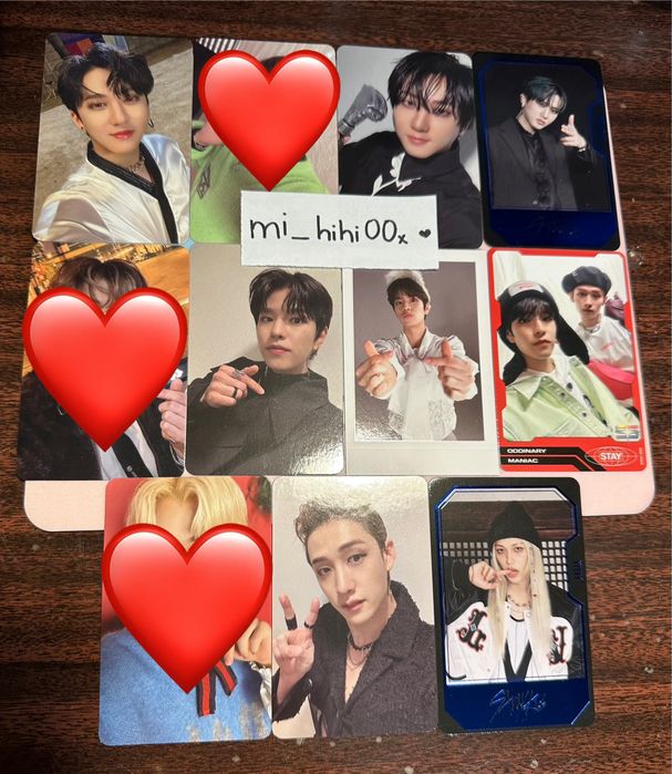 Продаж офіційних карток Stray Kids