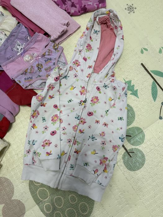 Речі на дівчинку 2-3 роки