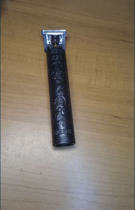 Машинка для стрижки волосся