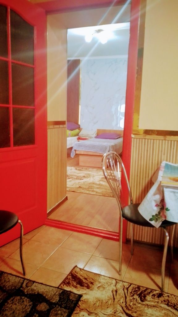 Для хороших людей 2 ком.кв.Соборная-Макдональдс, WI-FI, док 5 кроватей