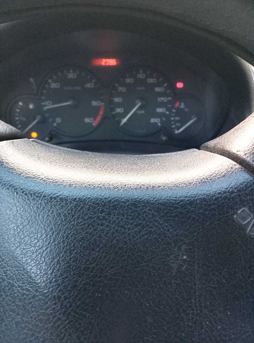 Pegeout 1.4 HDI 2005