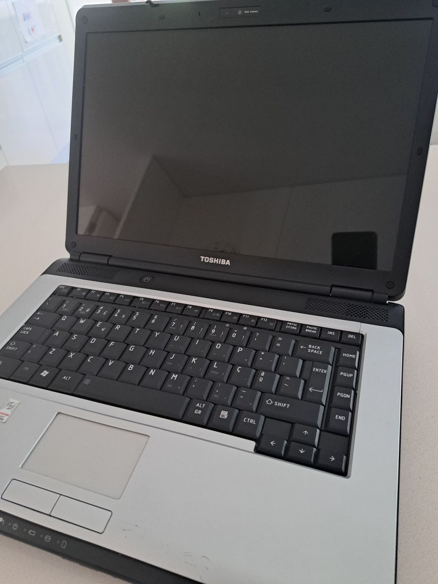 Computador portátil Toshiba