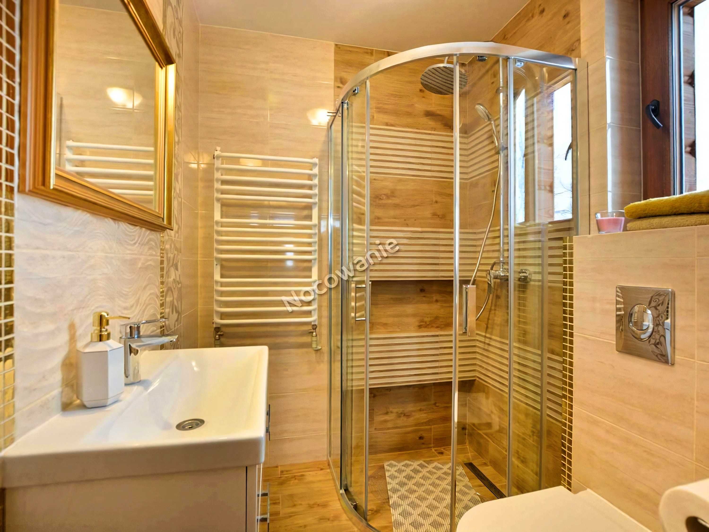 Domki Noclegi Bieszczady Solina Arłamów Polańczyk Ustrzyki Jacuzzi SPA