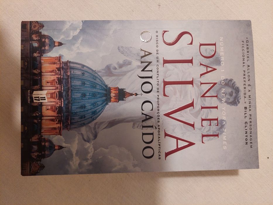 Livro "O anjo caído"