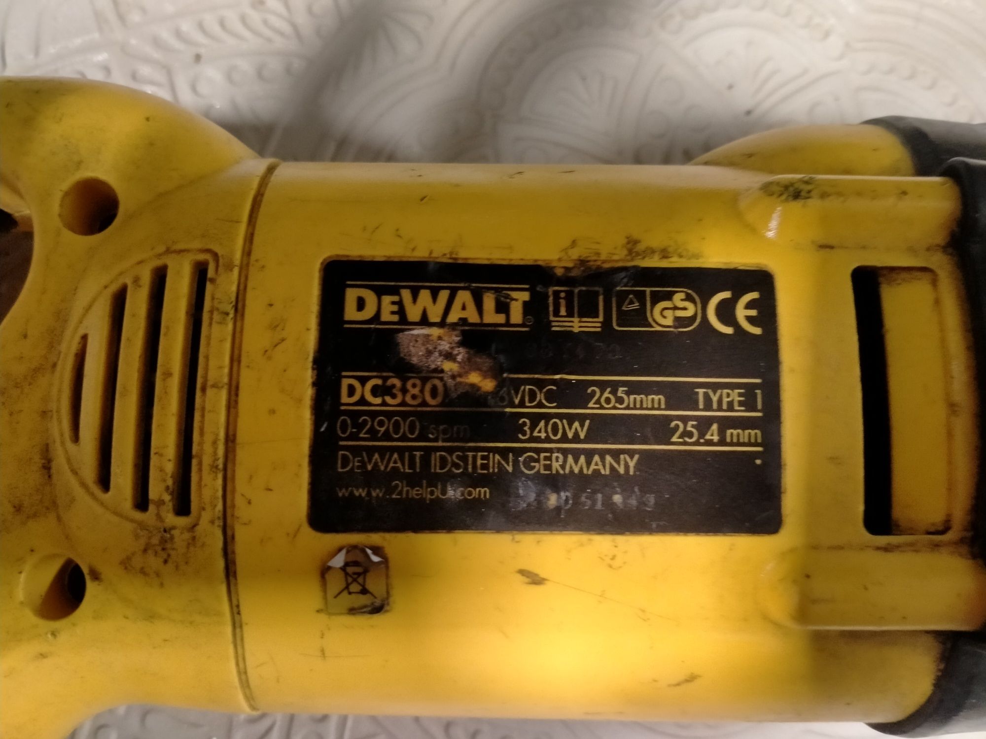 DeWalt lisi ogon DC380 18V