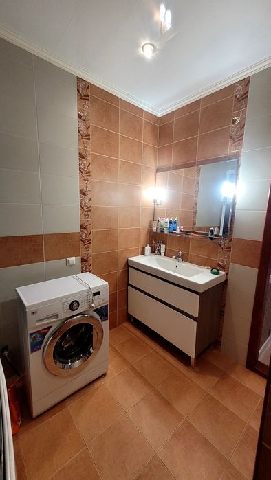 Продам 2-к, Авантаж 2007г, Волонтёрская,8А, Холодная гора