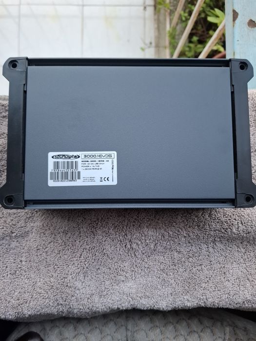 Amplificador EVO5 3000.1 4Ω digital um canal