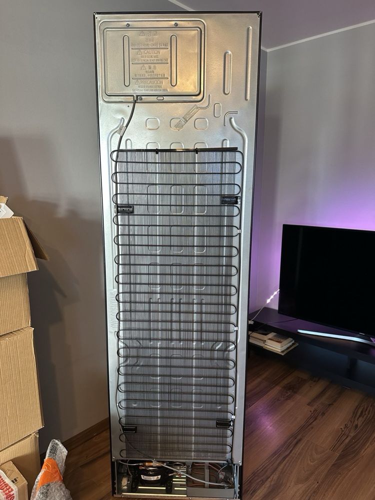 Lodówka LG GBV5250CEP No Frost 203cm Ciemny grafitowy